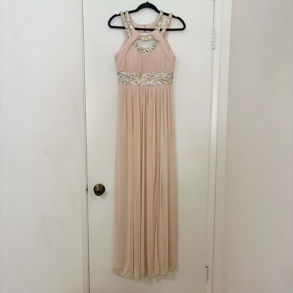 Betsy & Adam Blush Pink Embellished Beaded Halter Maxi Formal Dress Size 8